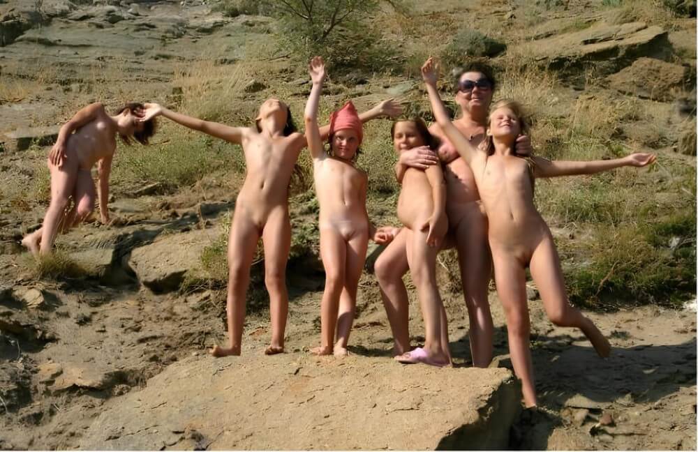 Nudism in a sunny day pics - Melting under the scorching sun, I sunbathe naked