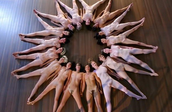 Yoga Girls – Abby Winters photos - Current trends in the development of the naturist movement