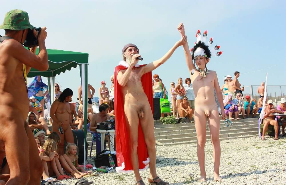 Native Headdress Dance pics - Naturism teaches respect for the natural world and for others
