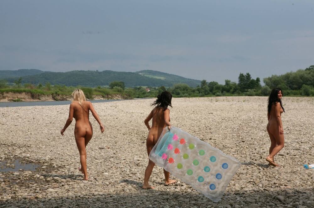 Naturist Park Floating On River photos - Peace and tranquility as goals of the naturist life