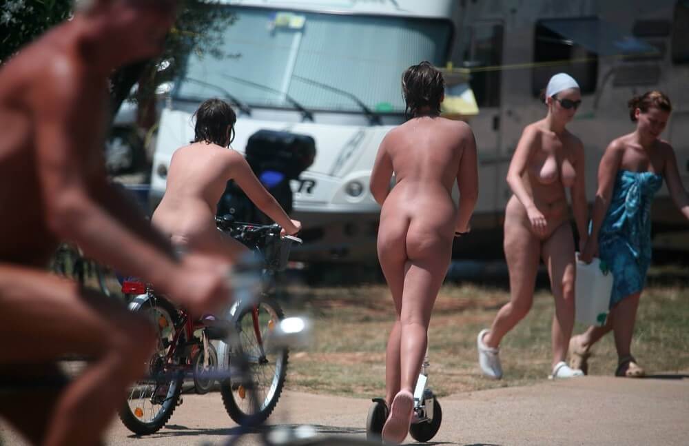 Park Misc Walks pics - Naturists value a simple life