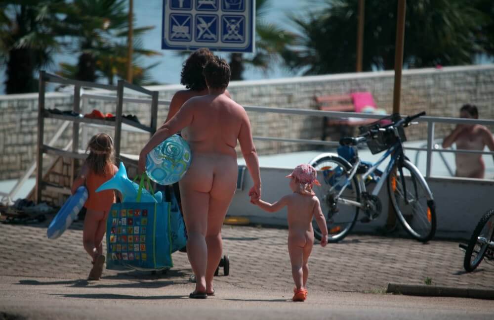 Pool Outskirt Nude Guests pics - People find in this a way to understand that the naked body is part of nature and its beauty