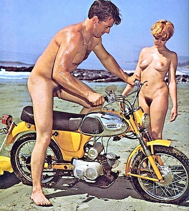 Retro naturism photo gallery - Engaging in naturism promotes inner harmony and peace of mind