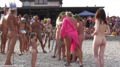 Cool Day At The Beach 4 - Popularizing nudism among the general public