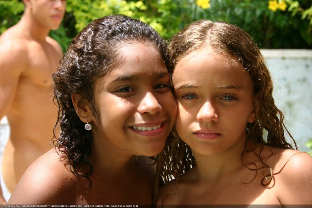 Tropical Naturism gallery - International Naturist Federation