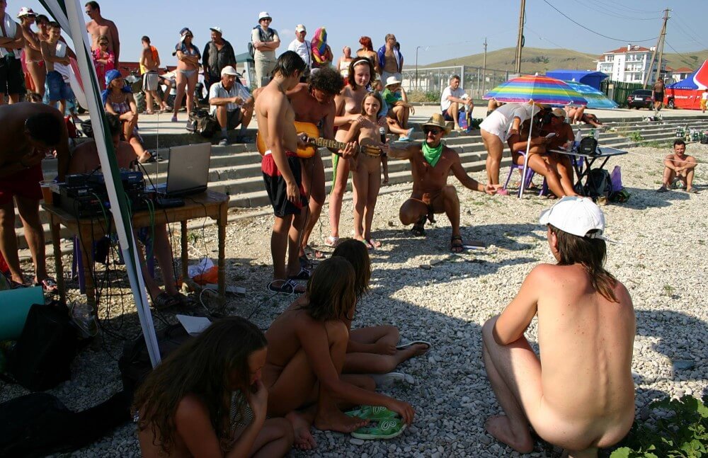 Nude Party By The Steps pics - It is a way to get closer to nature and its rhythms