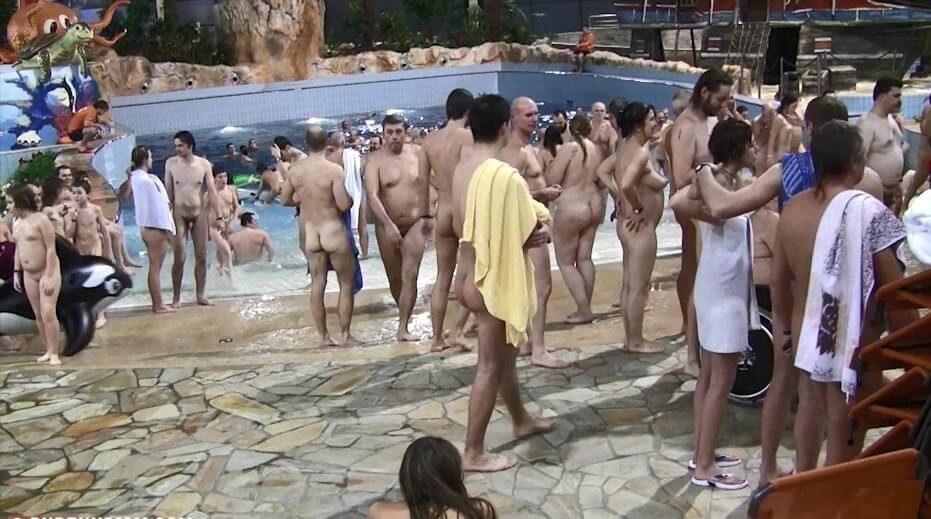 Aquatic park reunion video - Nudism teaches us to appreciate the present and be honest