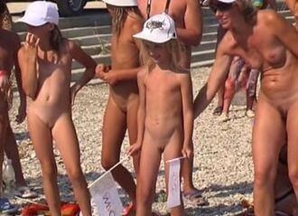 Naturist Royal Family Show video - Differences between nudists and naturists